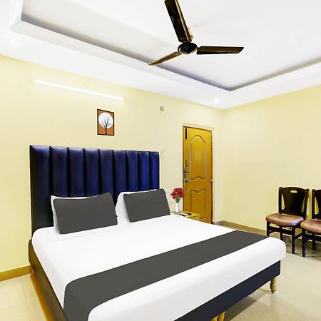 Super Hotel O Padmavathi Puram Near Railway Station Tirupati Kültér fotó