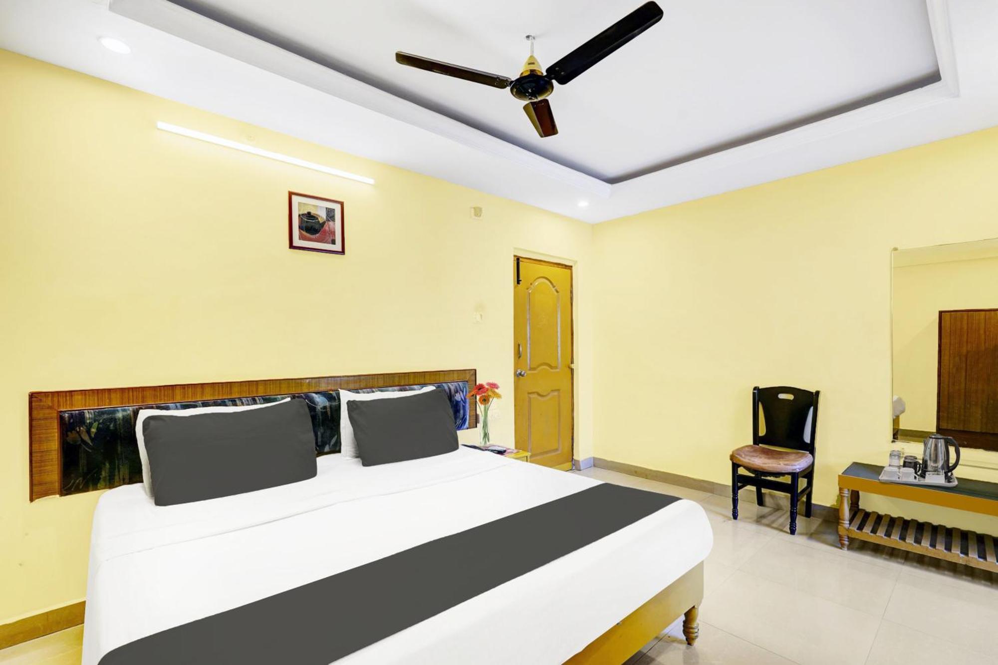 Super Hotel O Padmavathi Puram Near Railway Station Tirupati Kültér fotó