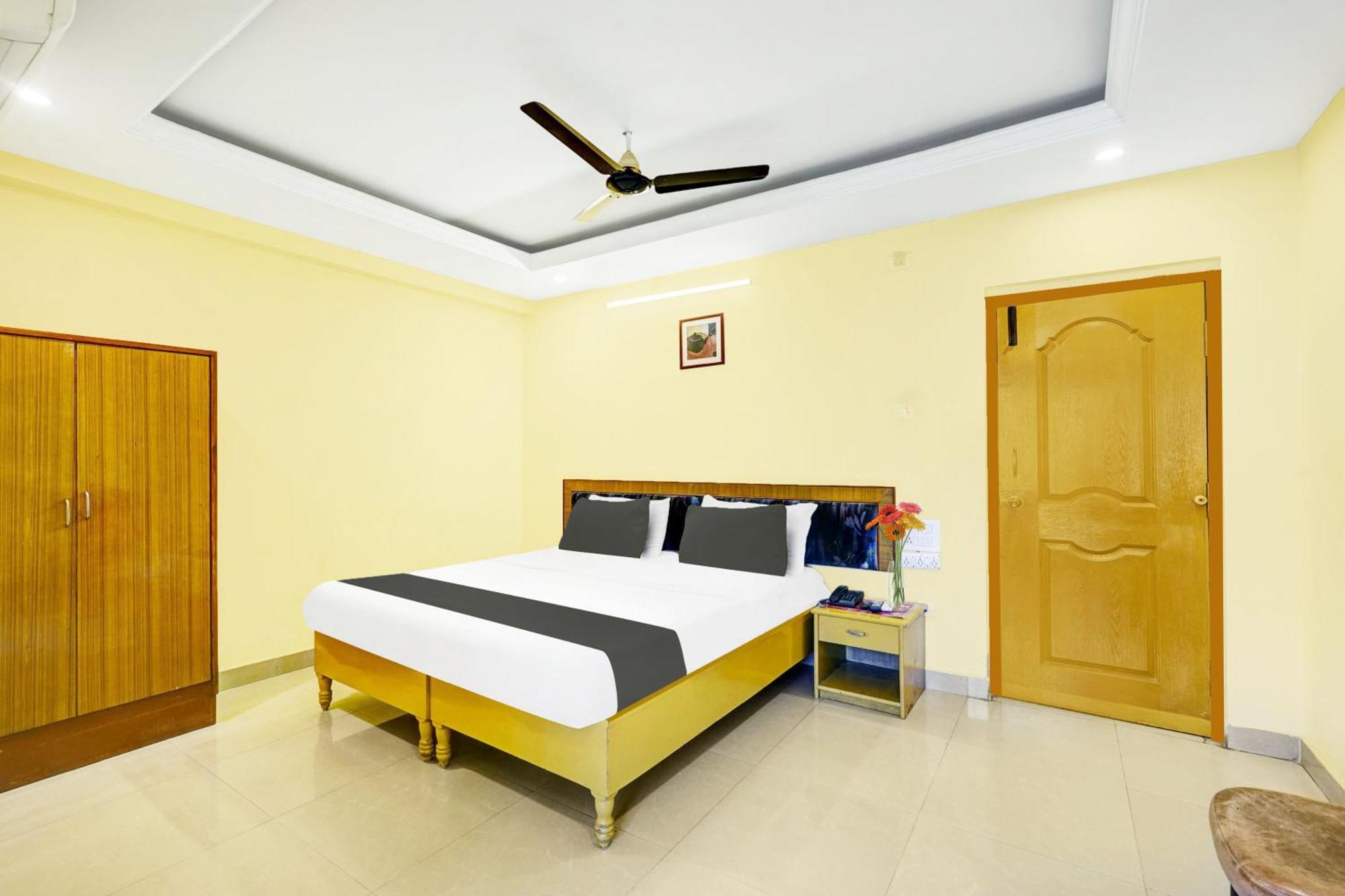 Super Hotel O Padmavathi Puram Near Railway Station Tirupati Kültér fotó